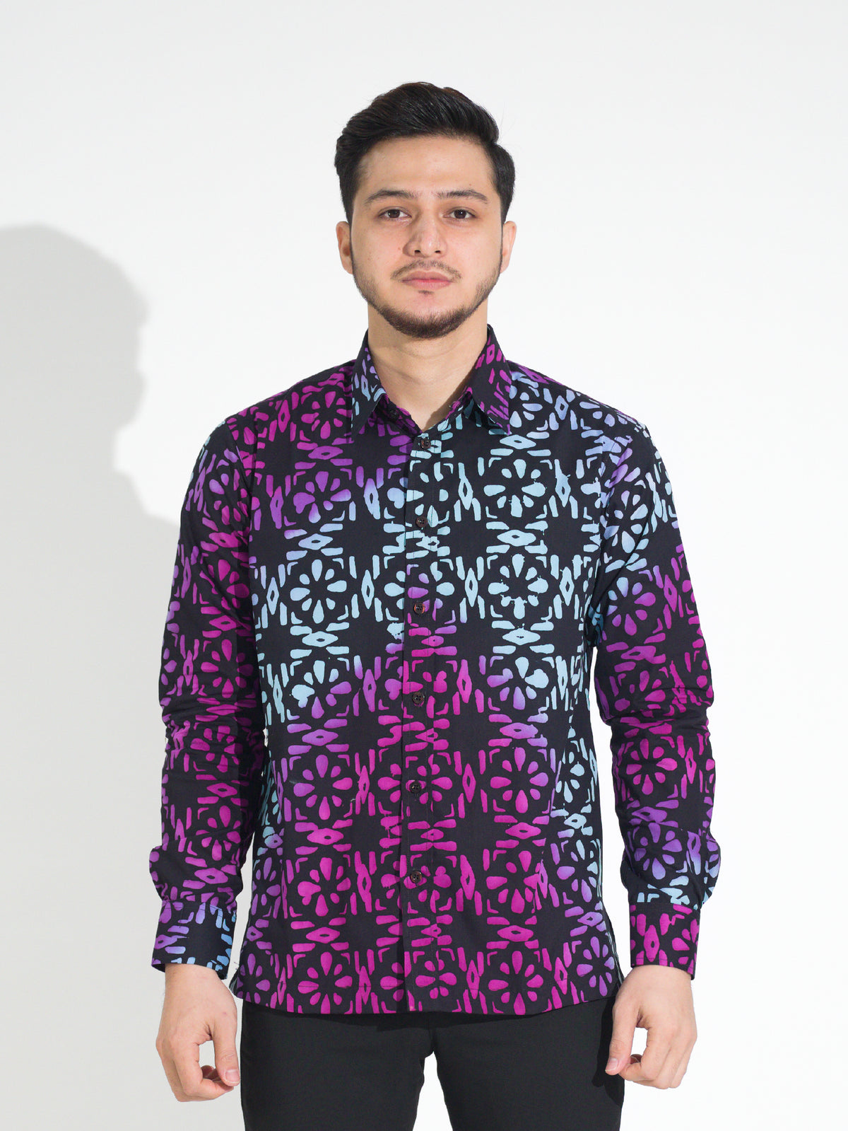 Gema GL904 long-sleeve batik shirt, black with magenta and blue floral tile motif, front view