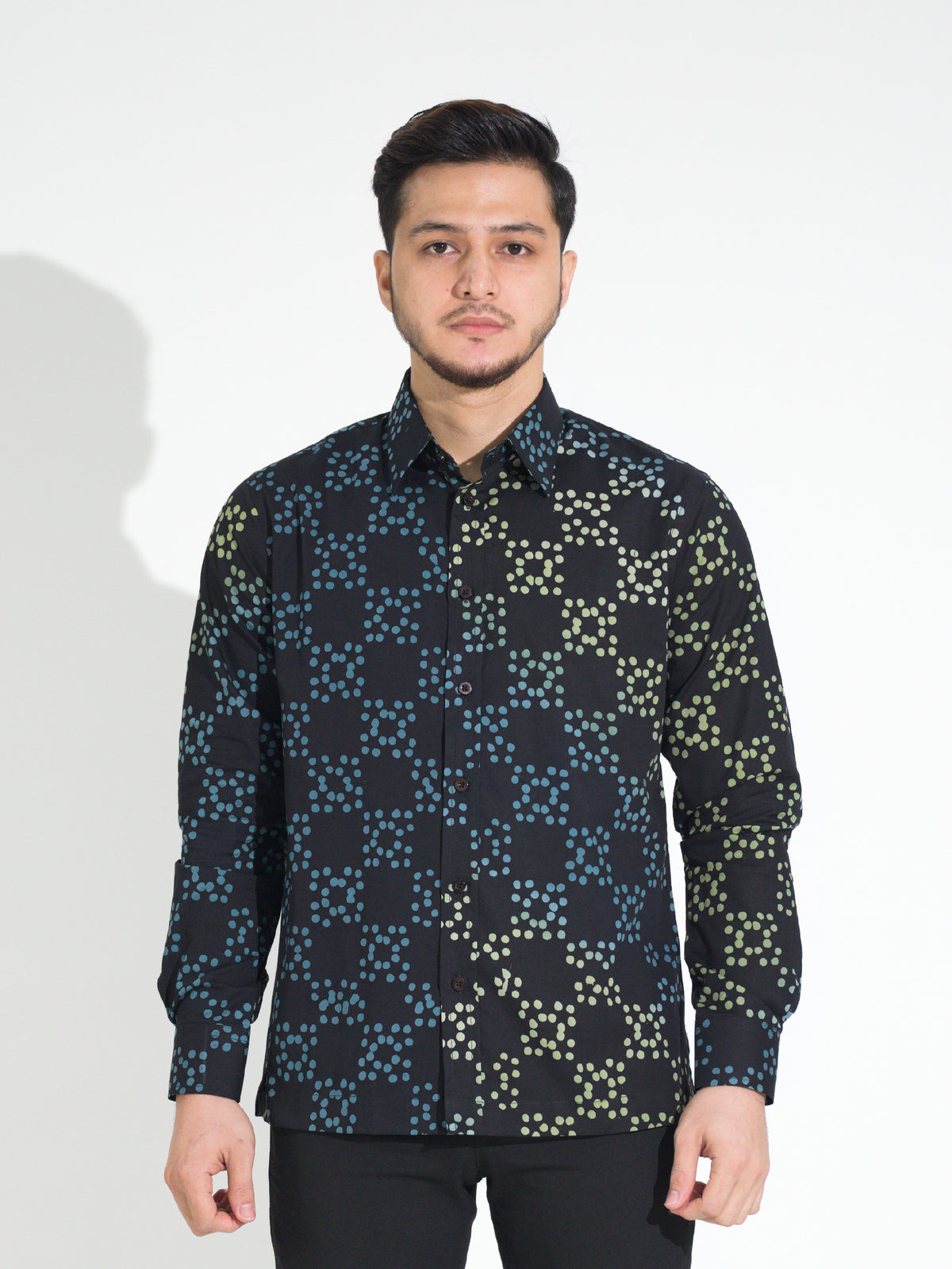 Gema GL909 long-sleeve batik shirt, black with blue and green checkered square motif, front view