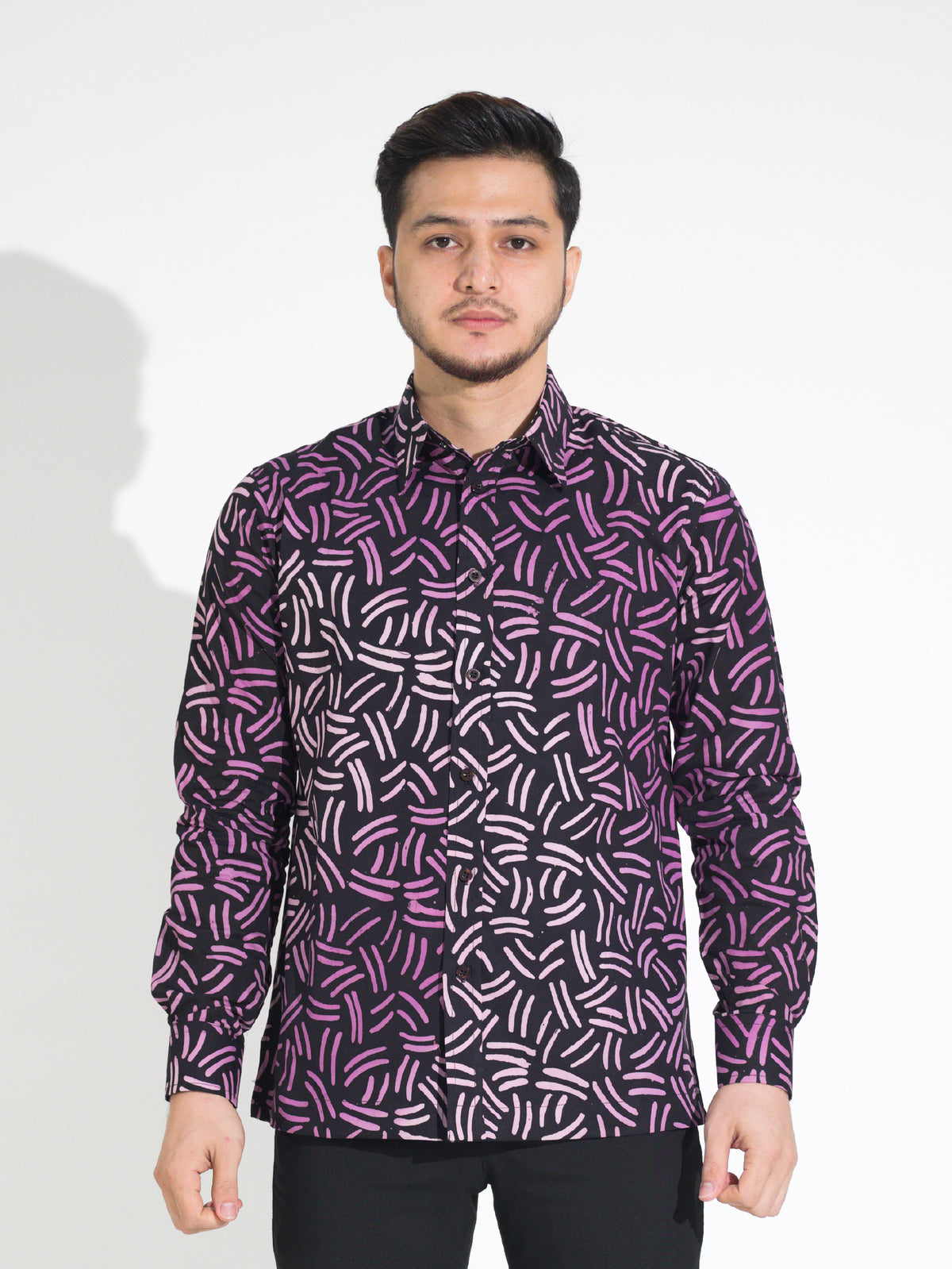 Gema GL910 long-sleeve batik shirt, black with pink and lilac brushstroke motif, front view