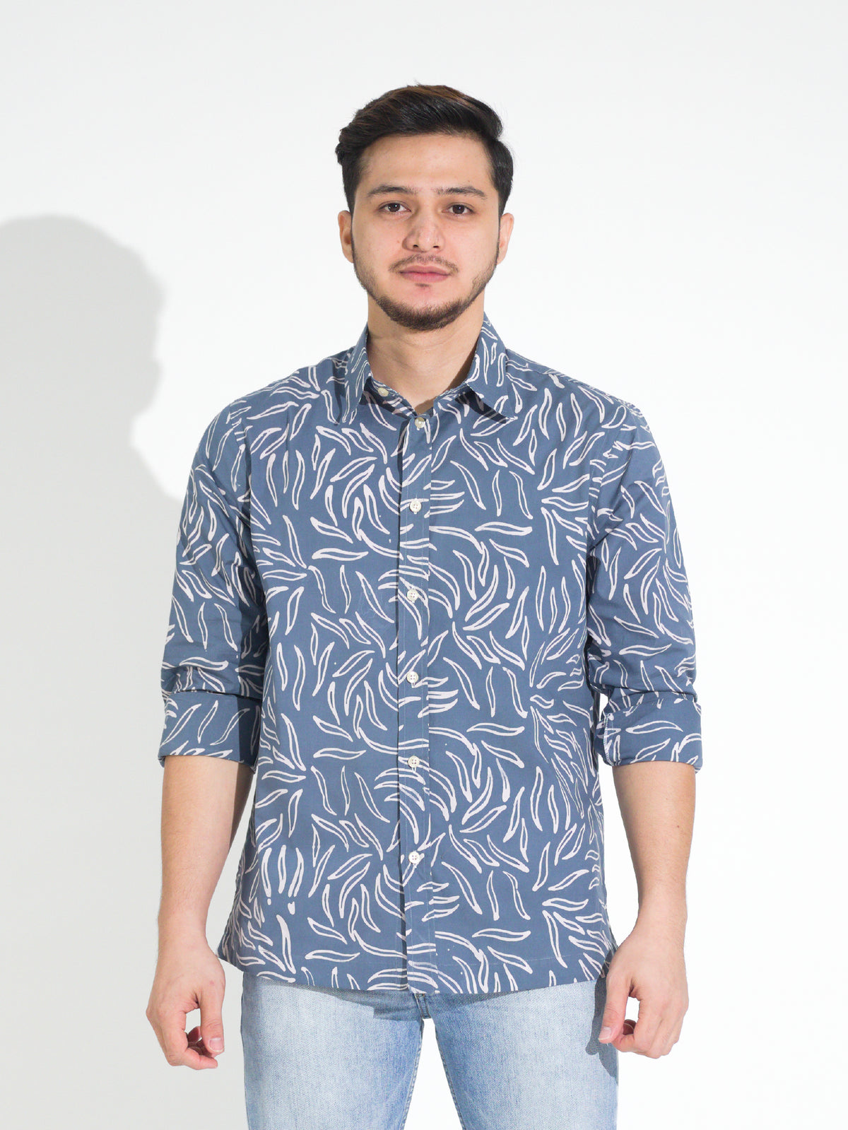 Tulus TL907 long-sleeve batik shirt, blue with white leaf motif, front view